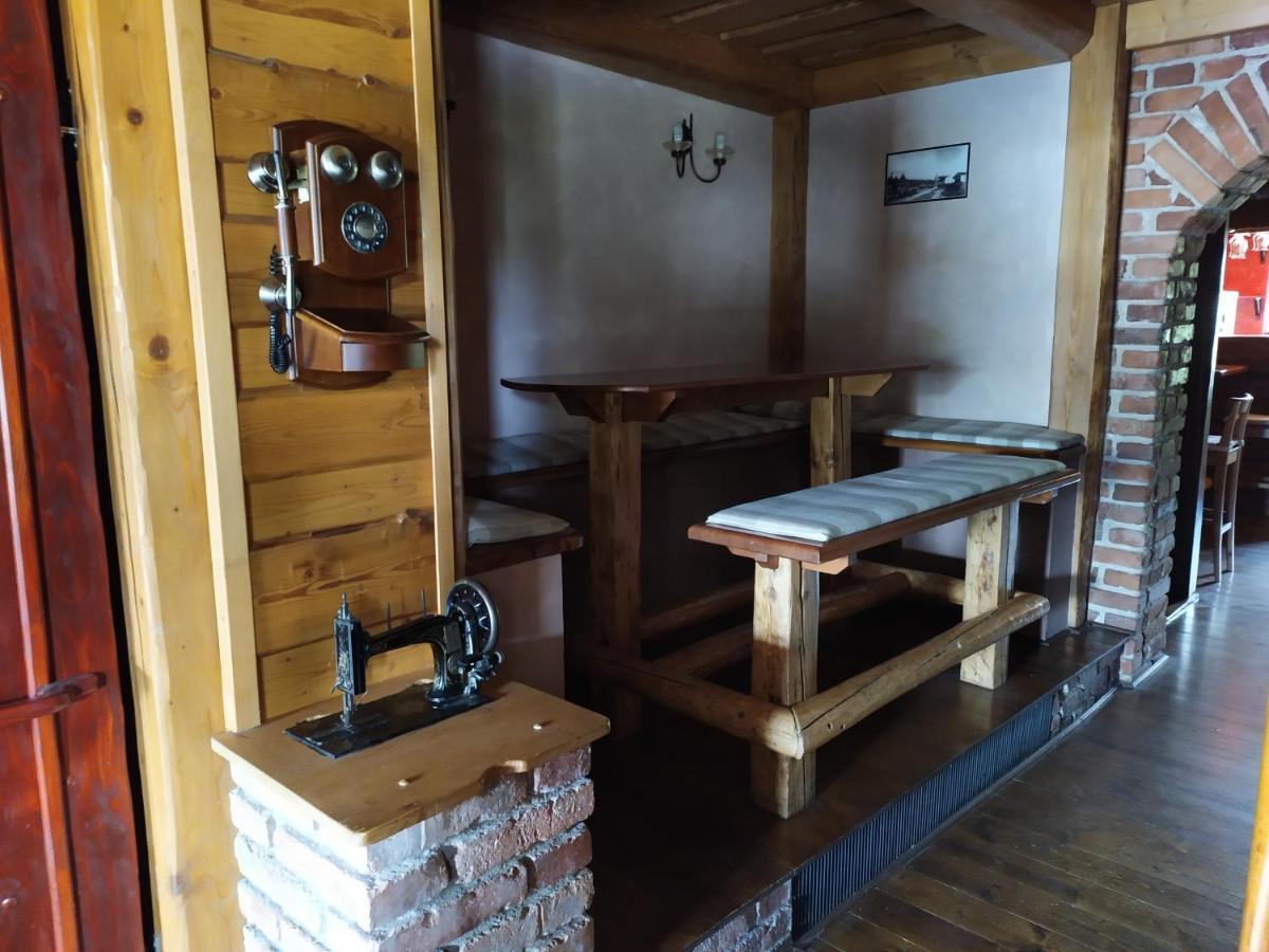 Ubytovani U Bohouse Jilemnice Ngoại thất bức ảnh