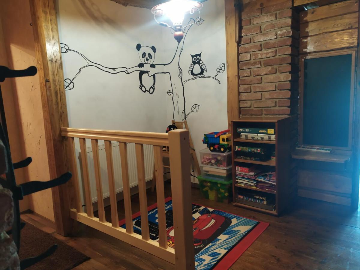Ubytovani U Bohouse Jilemnice Ngoại thất bức ảnh