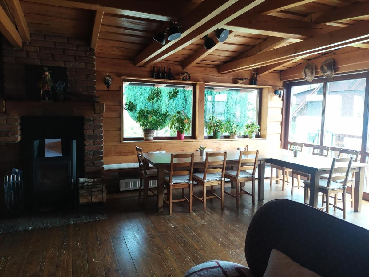 Ubytovani U Bohouse Jilemnice Ngoại thất bức ảnh